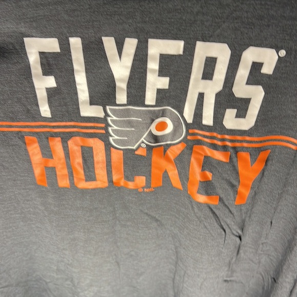 NHL Men’s Flyers Hockey Tee Color Black Size Large 42/44 - Picture 2 of 4